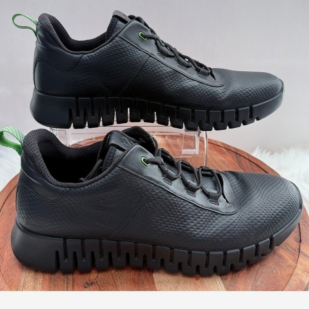 ECCO Gruuv Sneaker Mens 12-12.5 Black Excellent Leather Flex Sole 525274-52562